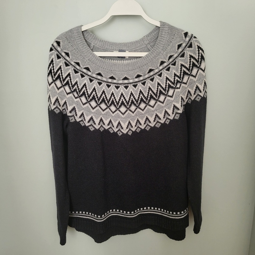 Old Navy Women Large Long Sleeve Fair Isle Sweater black Gray